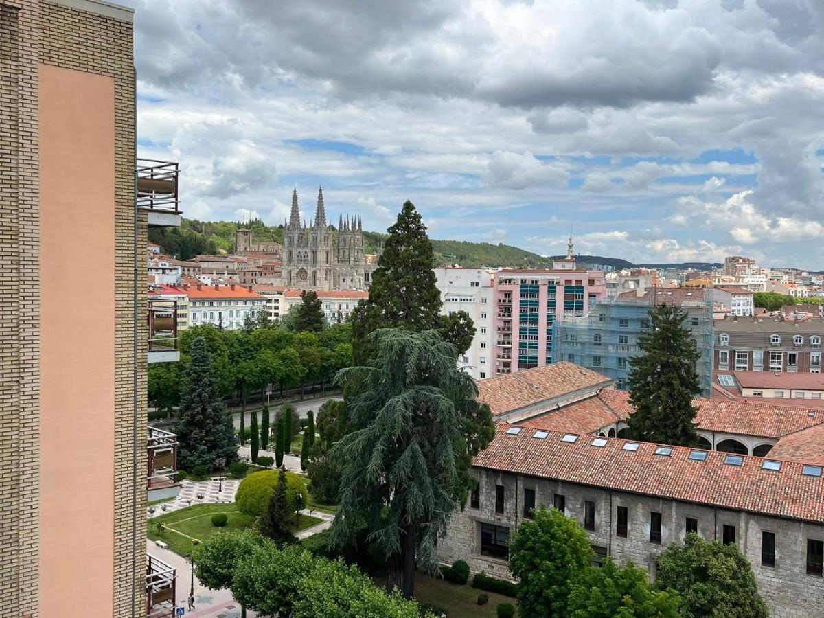 Atuaire Home Gran Apartamento Con Vistas A La Catedral De Burgo Exterior foto